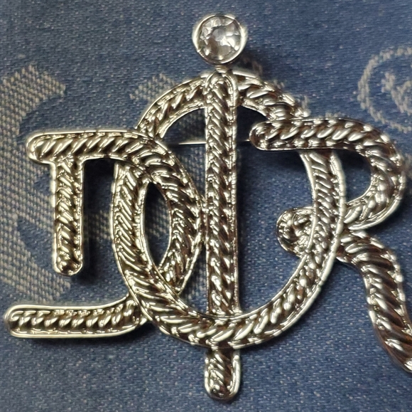 Silver & Crystal DIOR BROOCH 2.5" - Picture 1 of 4